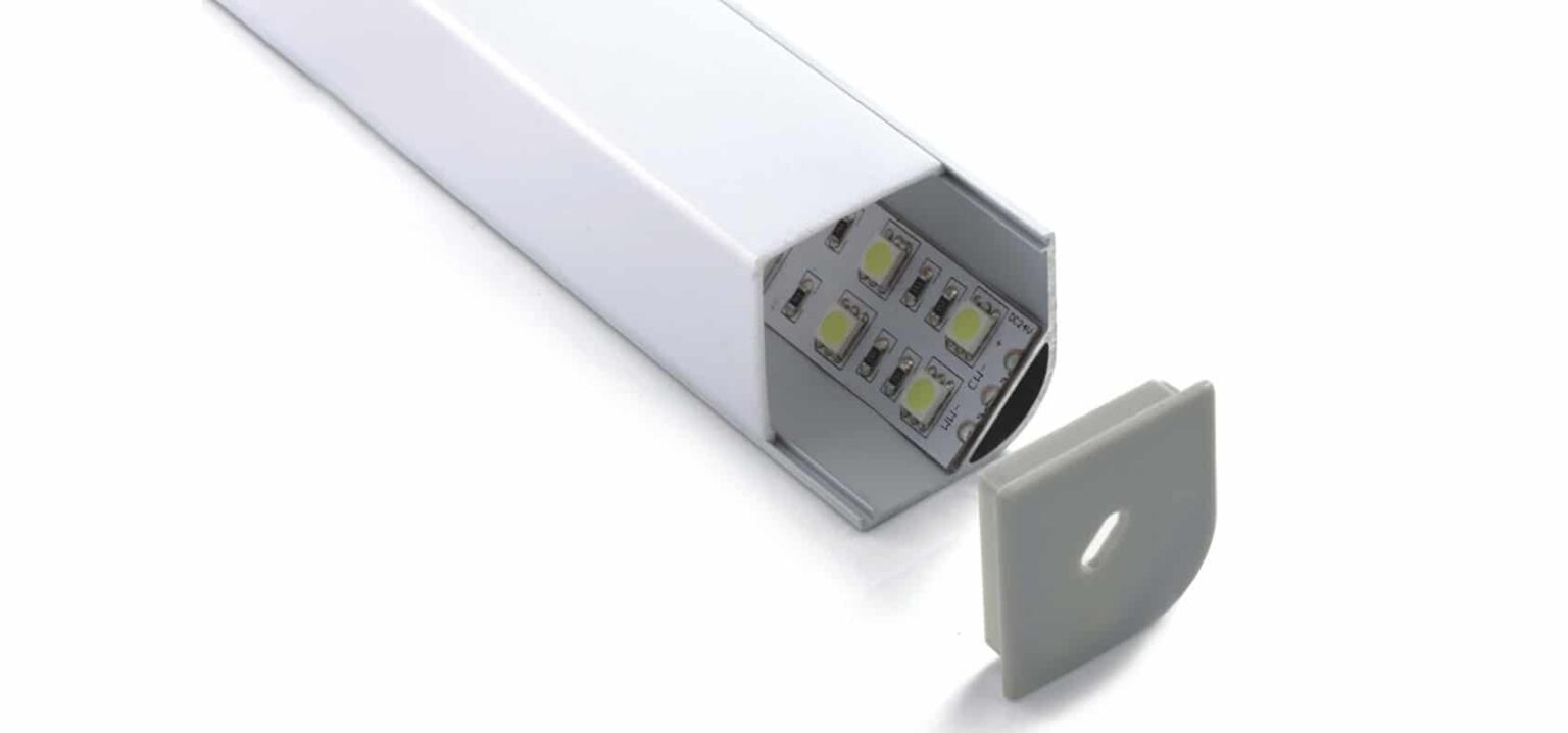 RHEALP015-R aluminium LED profile 30×30 mm opal matte diffuser.