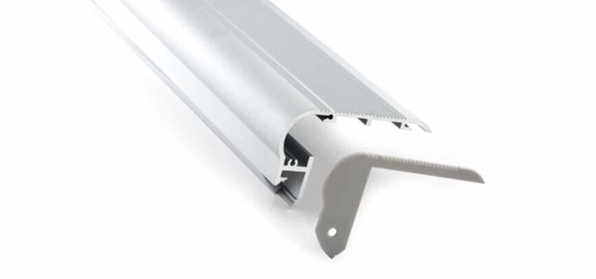 RHEALP024-R LED aluminium lighting profile 65×27.5 mm with PC diffuser and anodised finish.