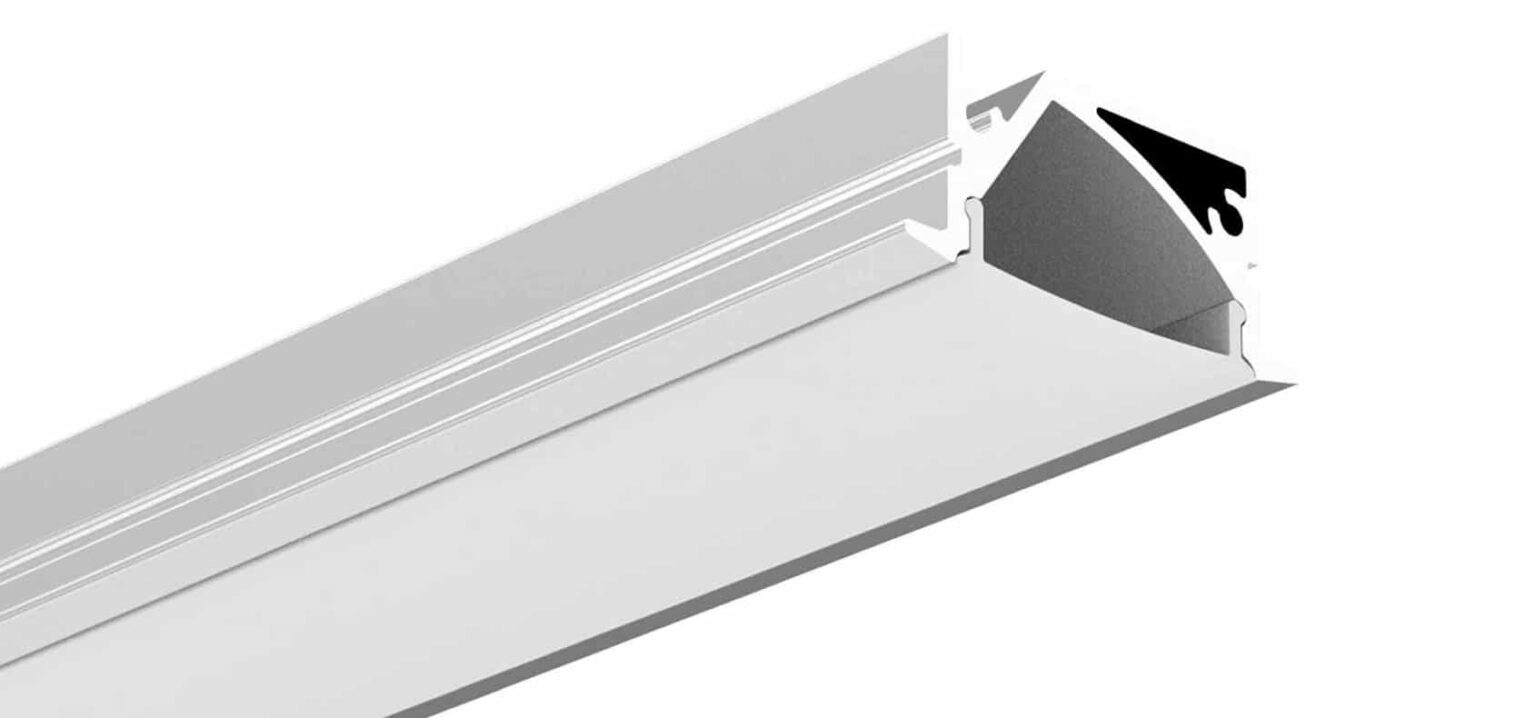 RHEALP100 slim LED aluminum profile 29.5×13.4 mm with diffuser installed.