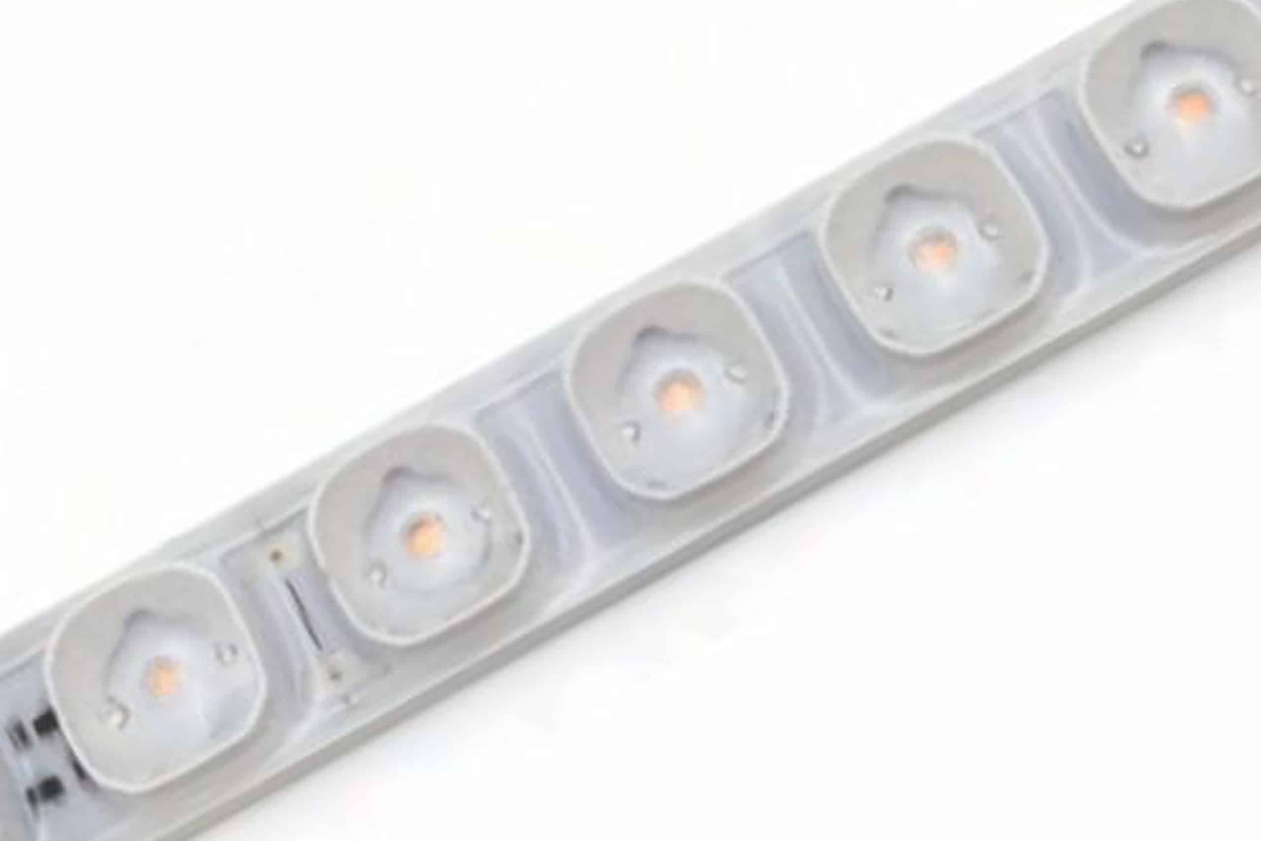 Flexible LED wall washer RLLFWTB2835C with 30° beam, silicone‑encased