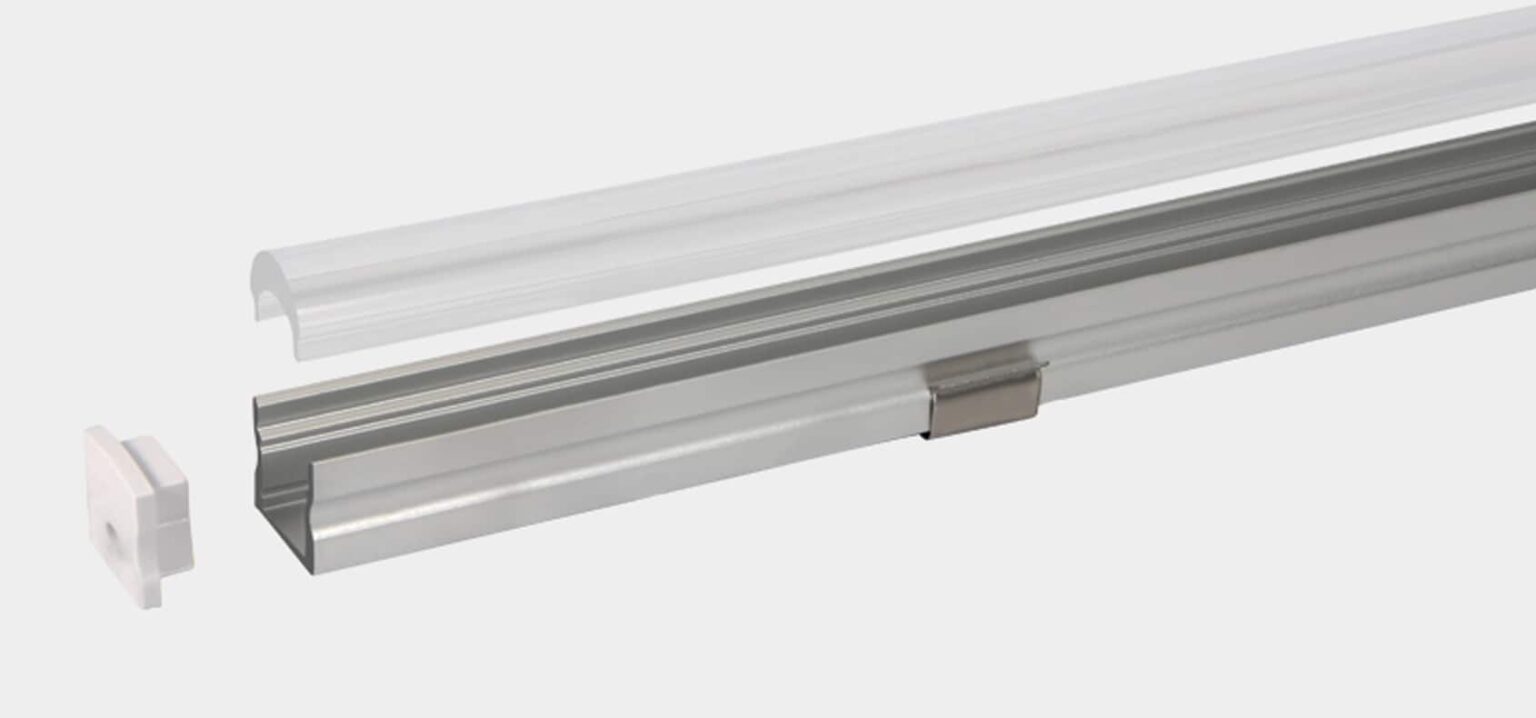 RHEALP1715-C linear LED profile light in aluminum housing.